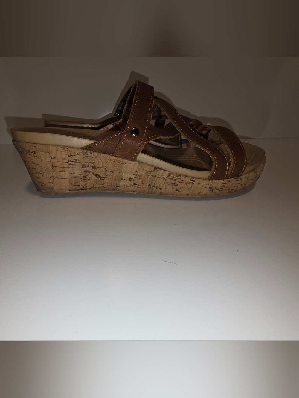 Crocs A-Leigh Brown Cork Wedge Comfort Sandals - Women's Size 8 - Picture 9 of 12